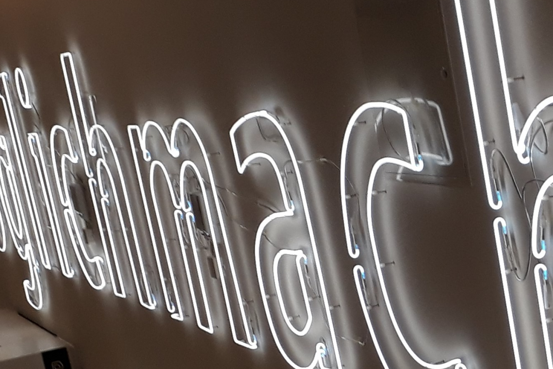 Neon Schriftzüge Berlin 